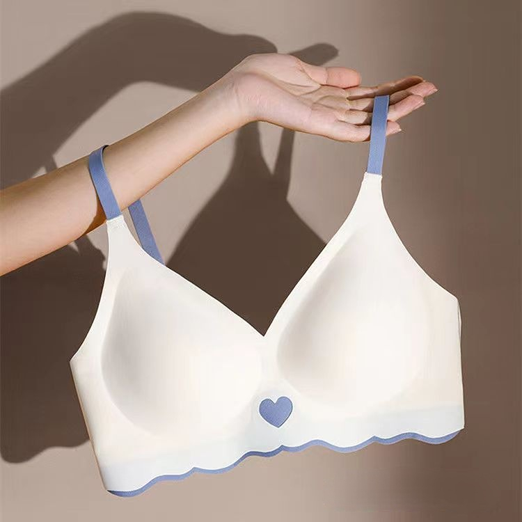 حمالة صدر غير مرئية غير مرئية  - مراجعة Bralette Triangle Set وسعره