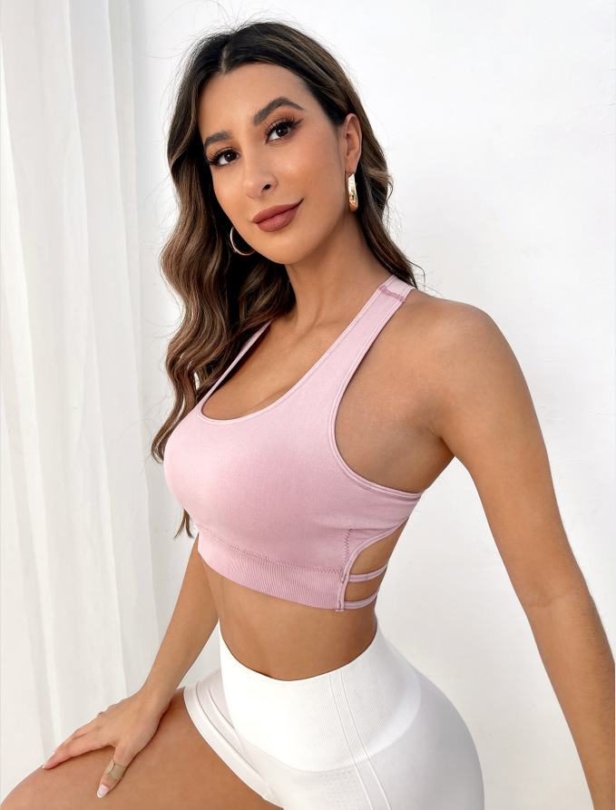 حمالة صدر رياضية قابلة للتنفس  - مراجعة Crop Top Crochet وسعره